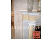 11.Мраморный камин, с резьбой и колоннами